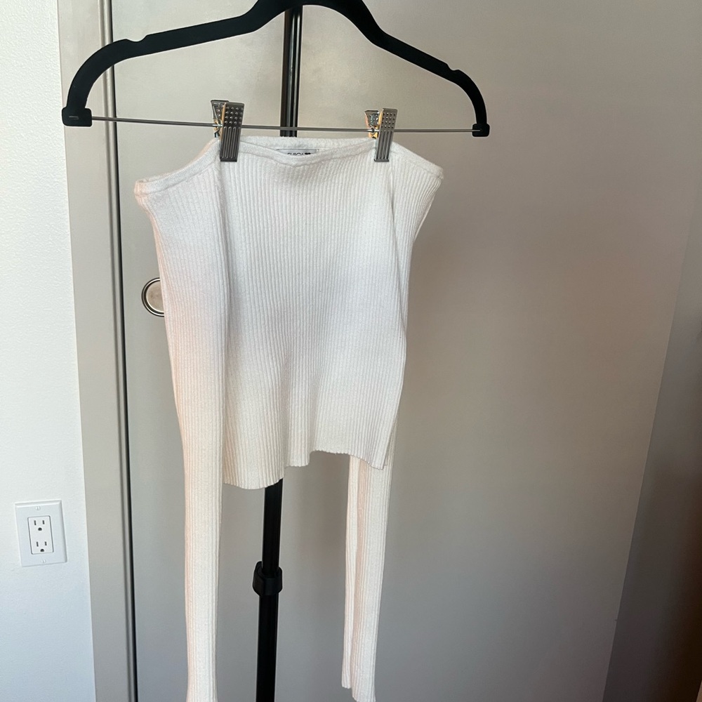 White Ribbed Knit Top